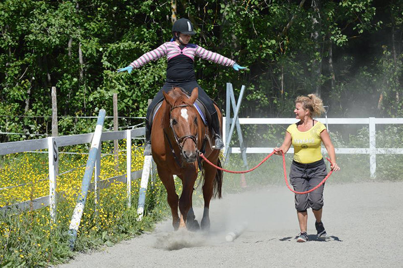 riding farm finland
